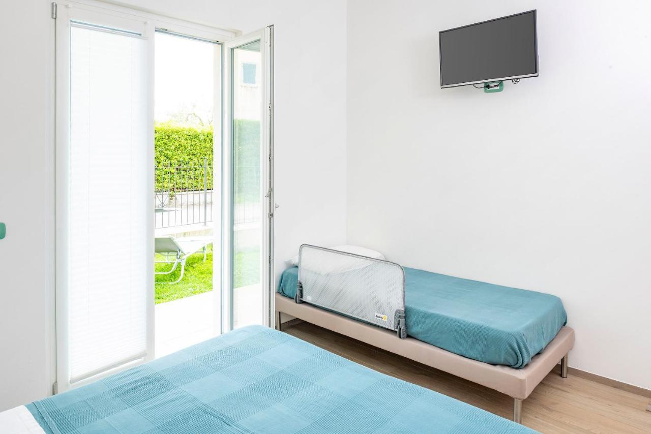 Villa Rosetta & Romeo Family Apartment Costermano Exterior photo
